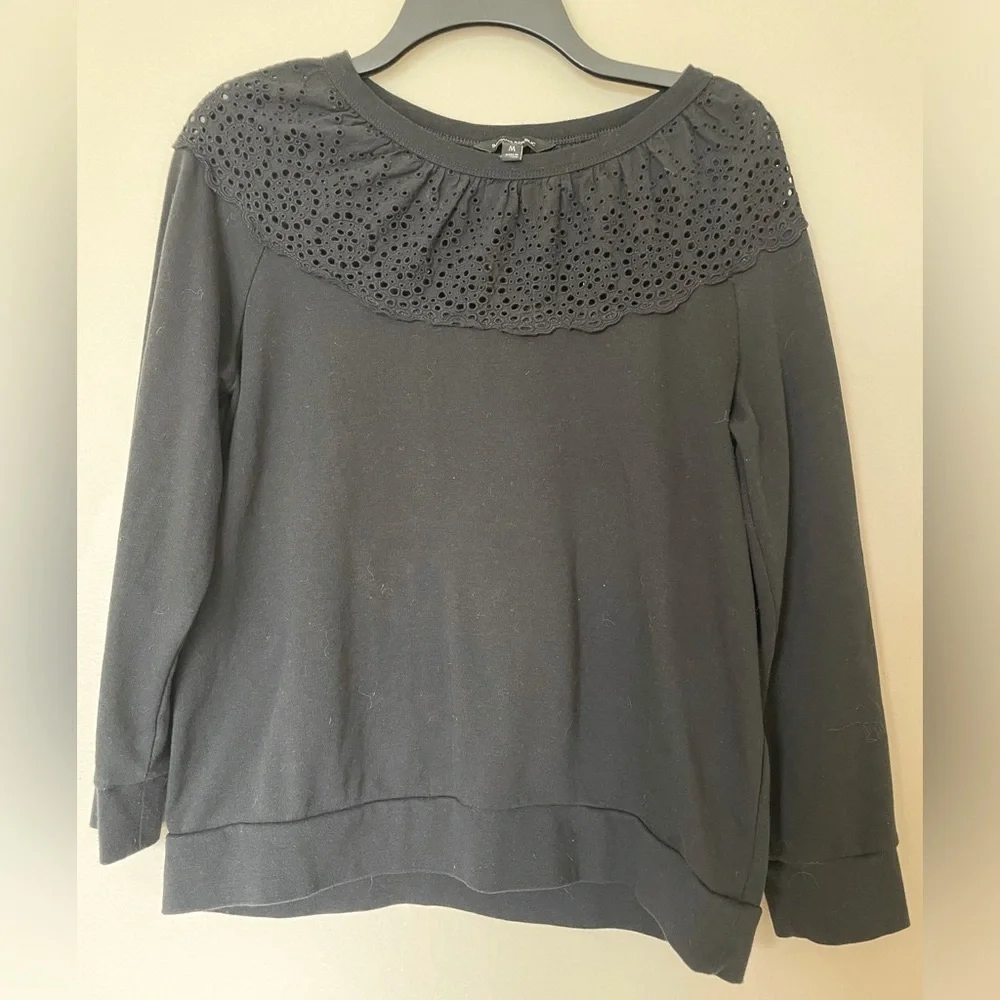 Banana Republic Solid Black Eyelet Detail Sweater Size Medium